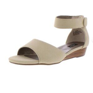 Array Havana Taupe Snake Print Ankle Strap Low Wedge Sandals Sz 9